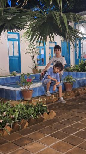 عکس رستوران ماهی سفید