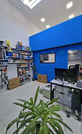 عکس رویال کامپیوتر قشم