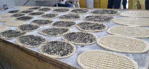 عکس نان روغنی خوی شعبه نازی‌آباد 