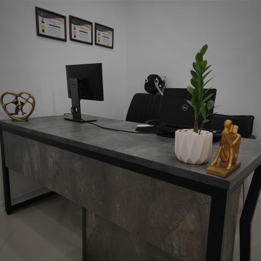 عکس روانشناسی امیررضا خرم روز