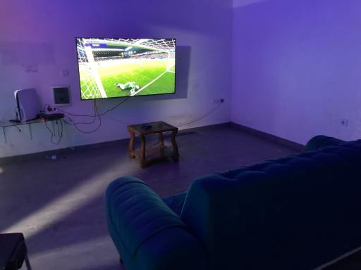 عکس گیم کلاب سرخ آبی