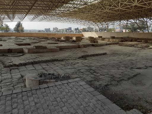 عکس مسجد و مدرسه تاریخی تابران