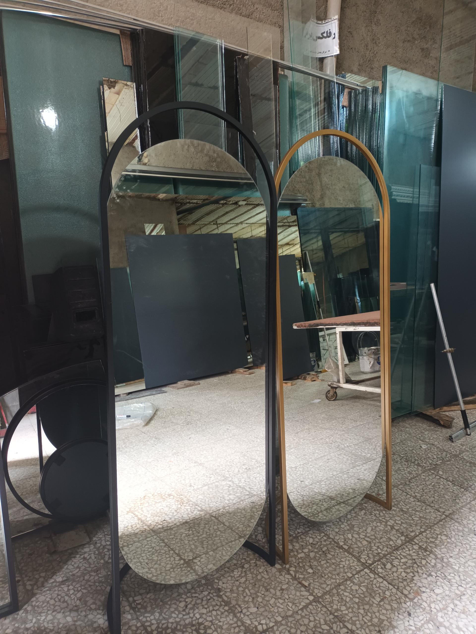 عکس پخش شیشه احمد 