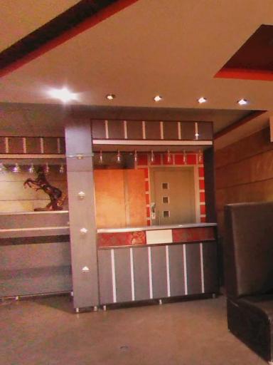 عکس فست فود و کافی شاپ خورشید