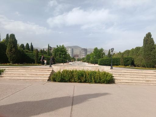 عکس آبشار باغ گیاه‌شناسی تهران