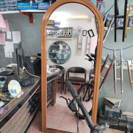 عکس شیشه سکوریت صادقی