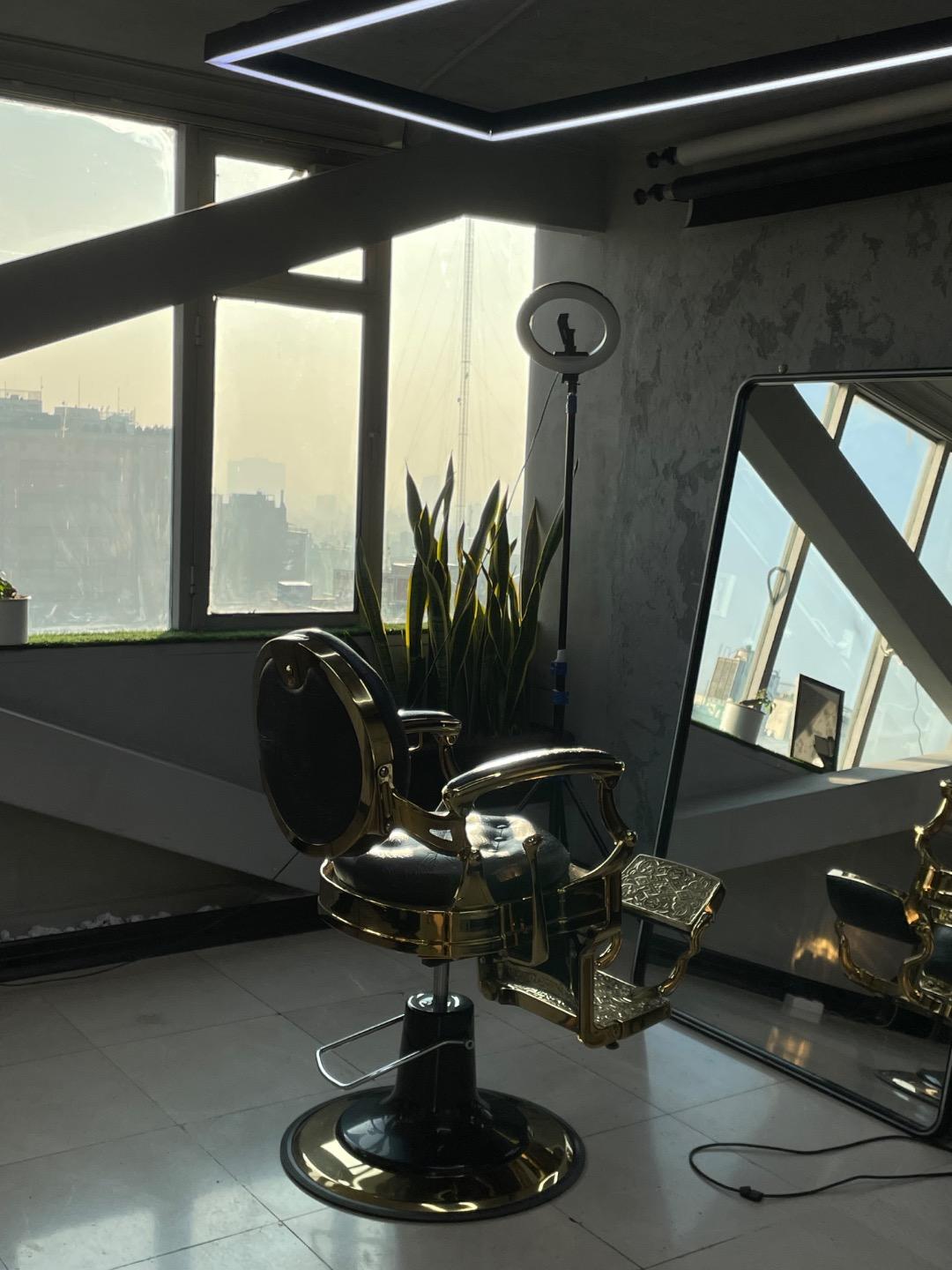 عکس آرایشگاه مردانه هیرمان