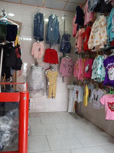 عکس پوشاک بچگانه آدریانو