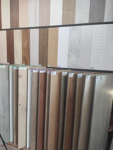 عکس فروشگاه دکوراسیون دکو چوب