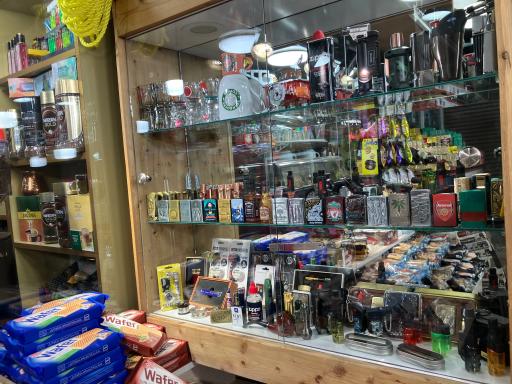 عکس دکه ایمان