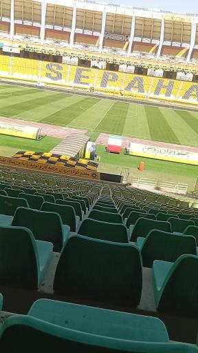 عکس استادیوم نقش جهان