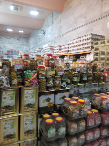 عکس پخش زیتون و ترشیجات گوهری 