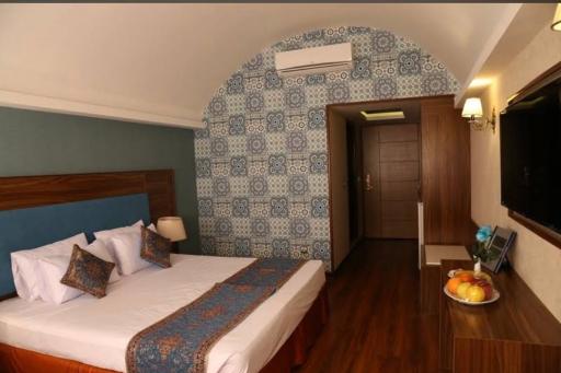 هتل پارسیان یزد