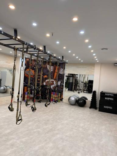 عکس باشگاه ورزشی بانوان هور شعبه پیروزی