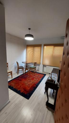 آموزشگاه موسیقی آبی