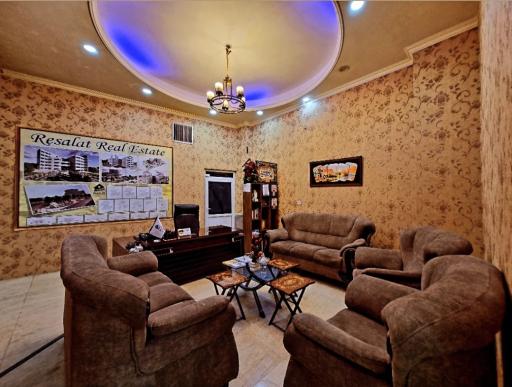 عکس مشاورین املاک رسالت