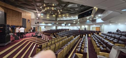 عکس پردیس سینمایی باغ کتاب