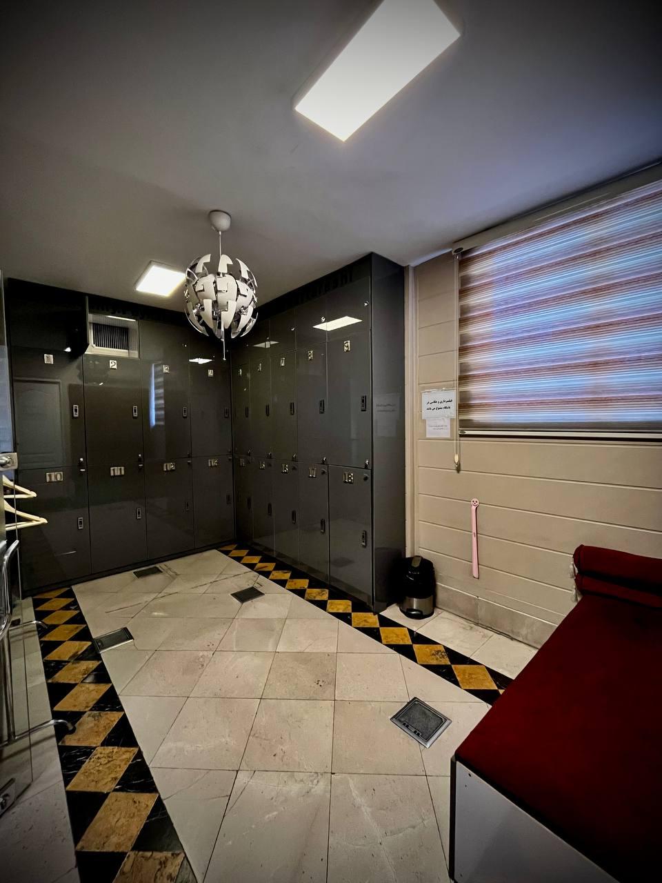 عکس باشگاه بدنسازی زهره