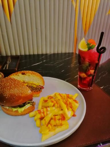 عکس کافه رستوران پاچیرا