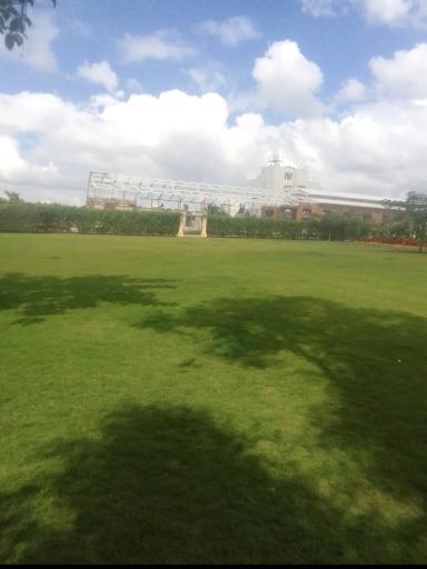 عکس ورزشگاه پنج آذر