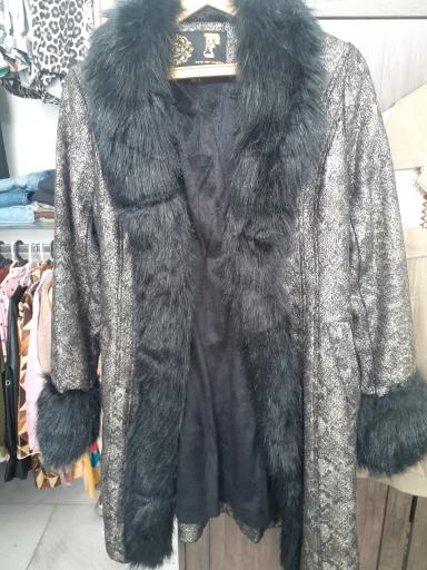 گالری لباس زنانه مانیا