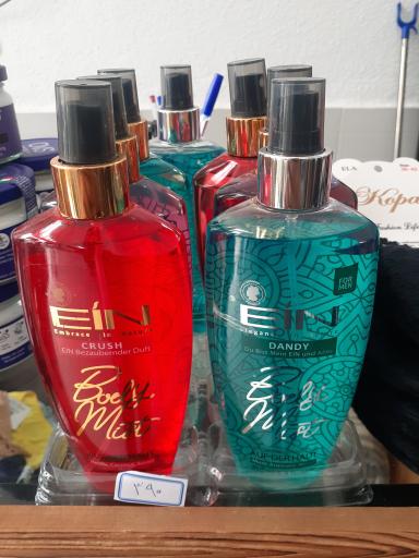 گالری لباس زنانه مانیا