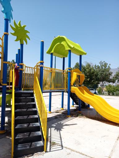 عکس زمین بازی کودکان