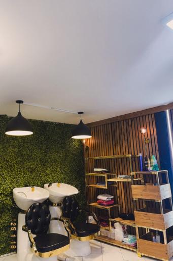 عکس سالن زیبایی الهه شرقی