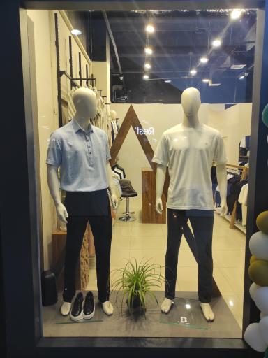 عکس فروشگاه پوشاک فرسل