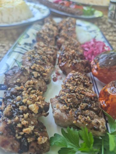 عکس باغ رستوران افرا