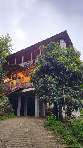 عکس اقامتگاه بومگردی بنفشه