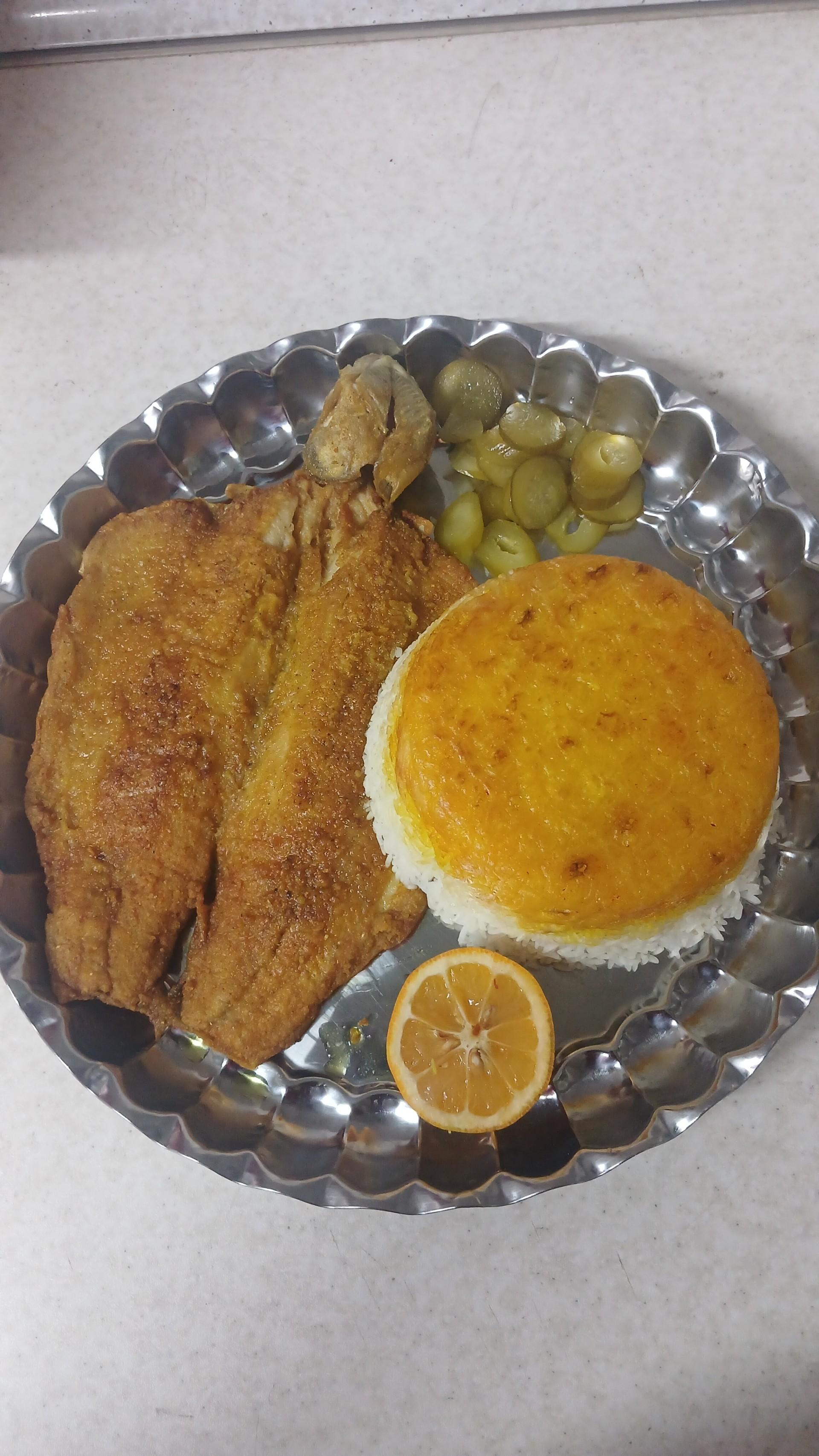 عکس رستوران ماه تی تی