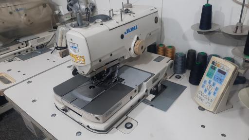 عکس خدمات خیاطی شریفی