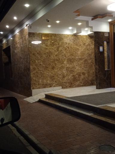 عکس مجتمع مسکونی رویال ظفر