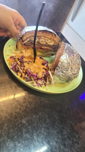 عکس فست فود هیرو ویچ