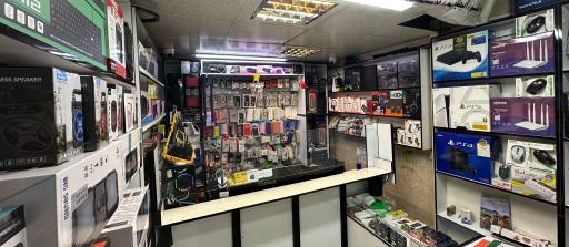 عکس میلاد موبایل استور