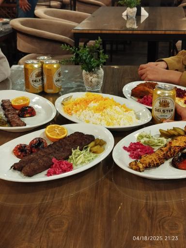 عکس رستوران سنتی ریحون