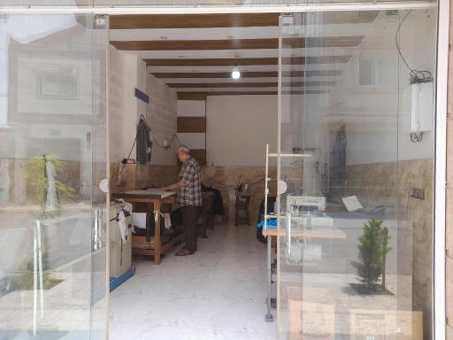 خیاطی مردانه و شلوار زنانه علیزاده 