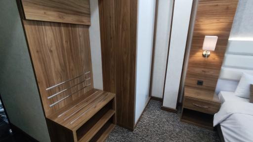 عکس هتل ولیعصر