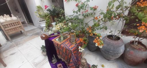 عکس سفره خانه سنتی نریمان