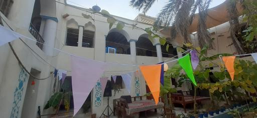 عکس سفره خانه سنتی نریمان