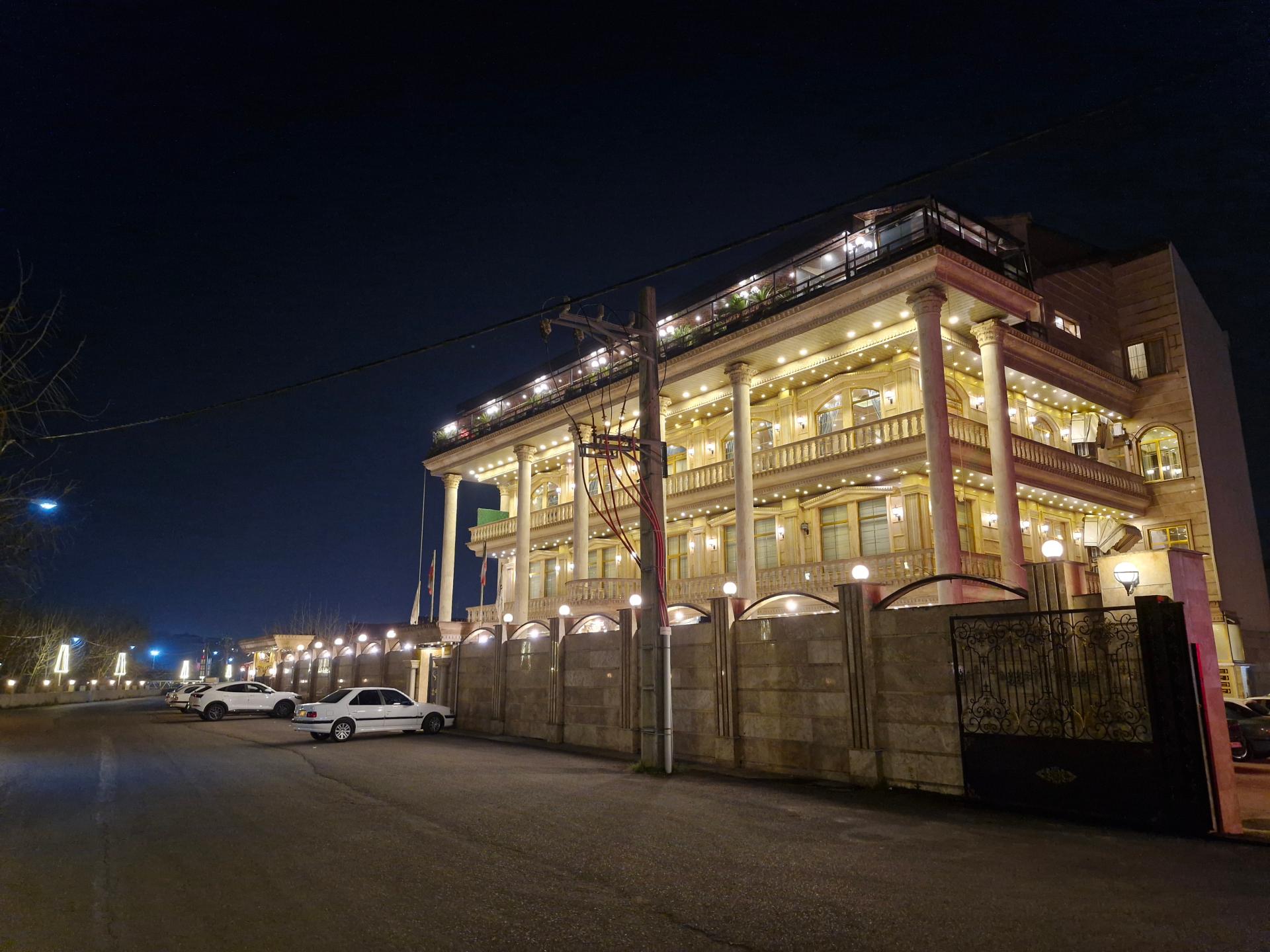 عکس رستوران سپیدار