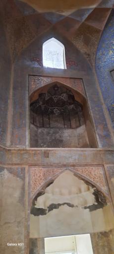 عکس عمارت خورشید