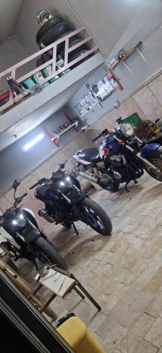 عکس تعمیرگاه و لوازم یدکی موتور سیکلت