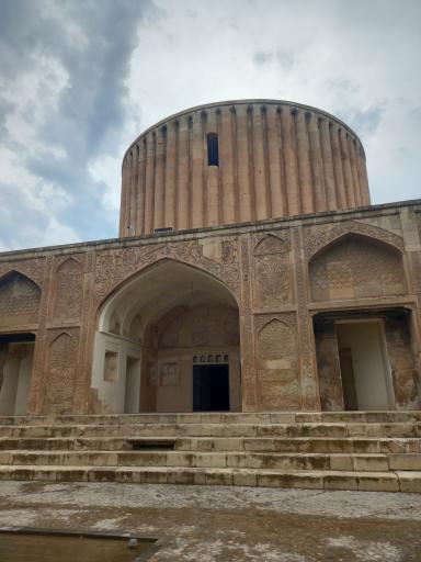عکس عمارت خورشید