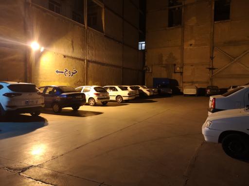 عکس پارکینگ بازار مرو