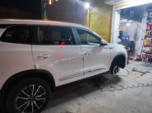 عکس تعویض روغن و بالانس هوشمند اروند