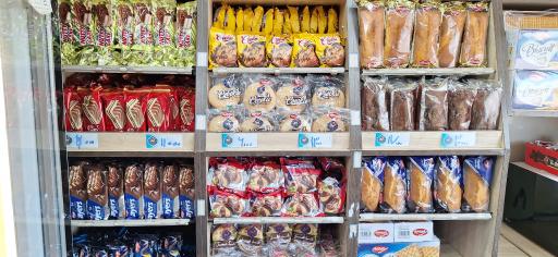 عکس دکه نان رضوی