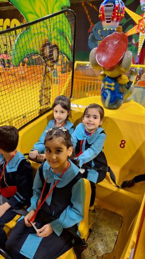 عکس مهد کودک و پیش دبستانی پویا 