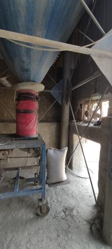 عکس انبار مرکزی سیمان نجف آباد